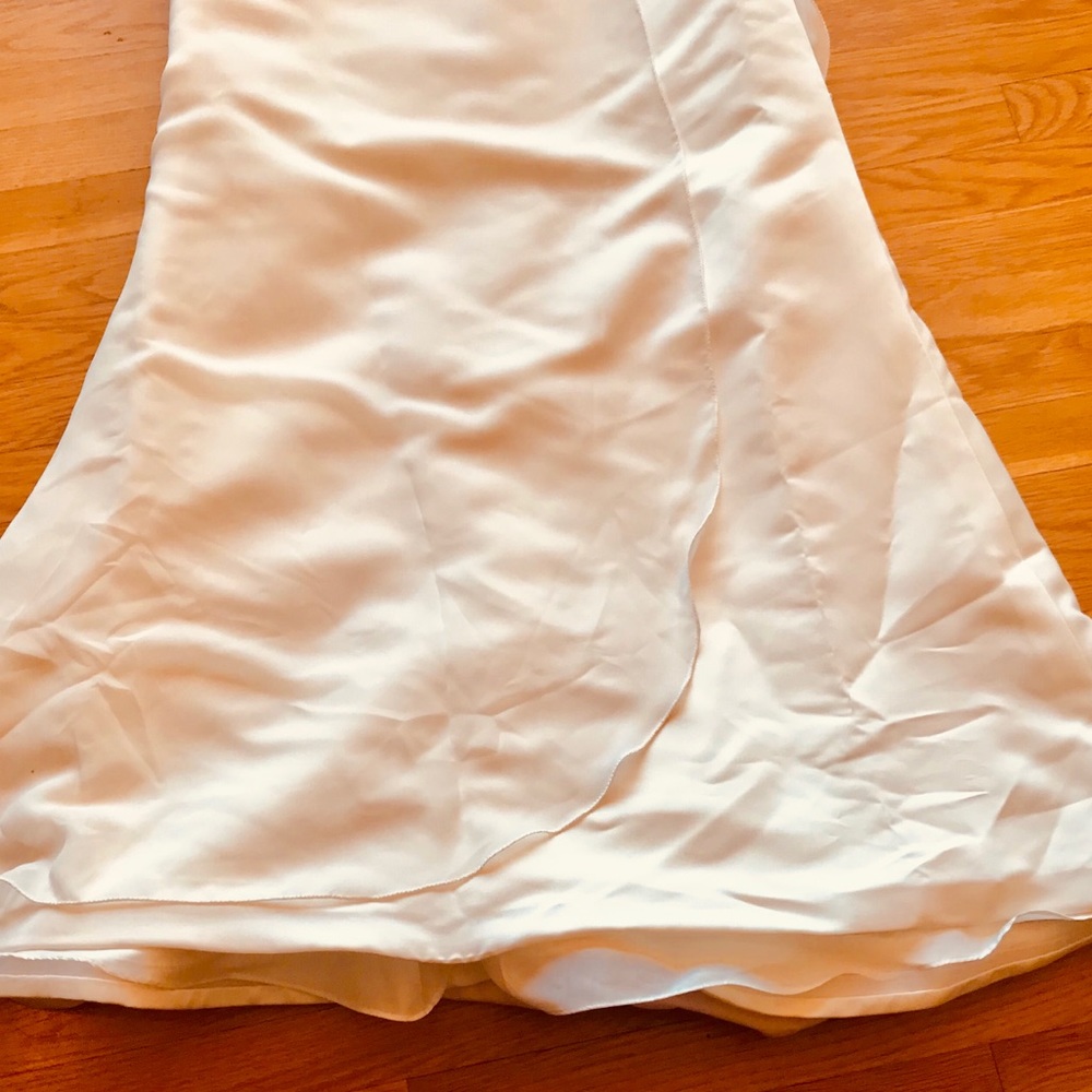 NWOT 🛍🔔Here Comes the Bride🔔 👰 Dress 🛍🌸👌 - Picture 3 of 8